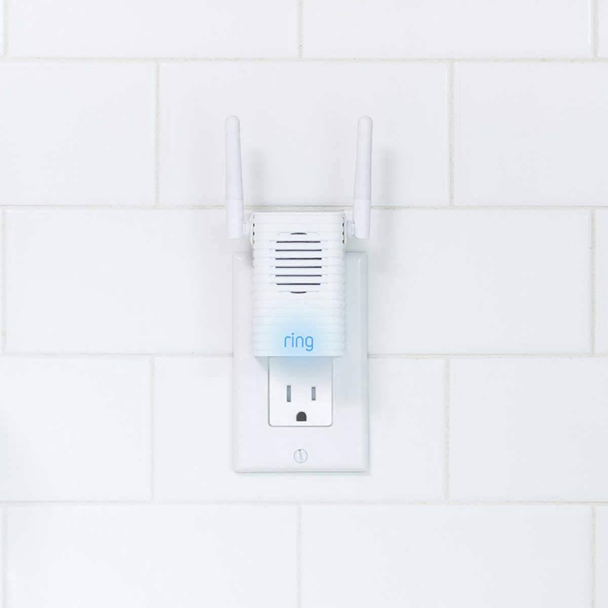 Floodlight Camera with Chime Pro White A2307