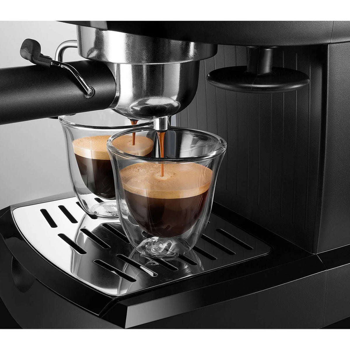 Pump Espresso Machine Black Stainless N26343