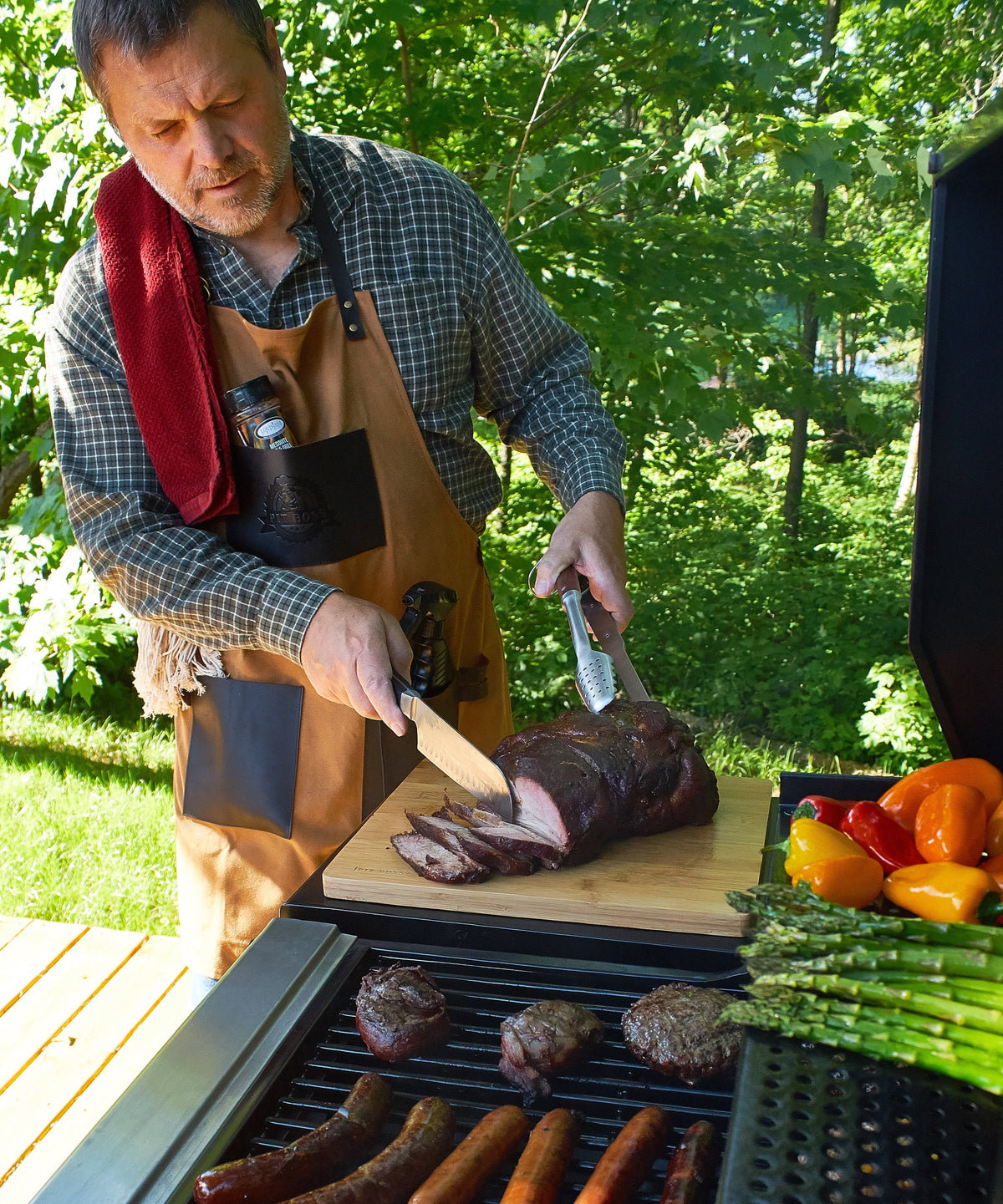 Gas and Charcoal Combo Grill with Electric Smoker Q2784