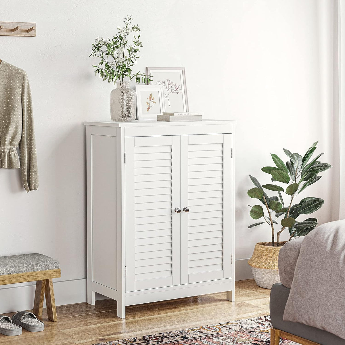 White Bathroom Storage Cabinet with Double Shutter Doors and Adjustable Shelf B4464