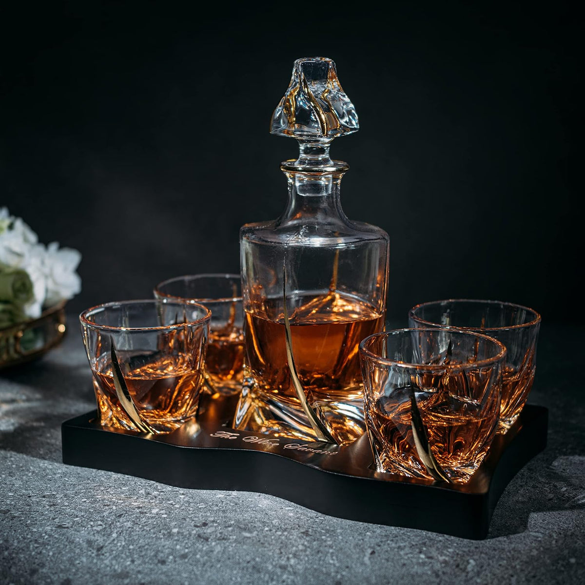 Gold Twist Spiral Decanter 855ml with 4 Glasses & Wood Tray Set Q193496