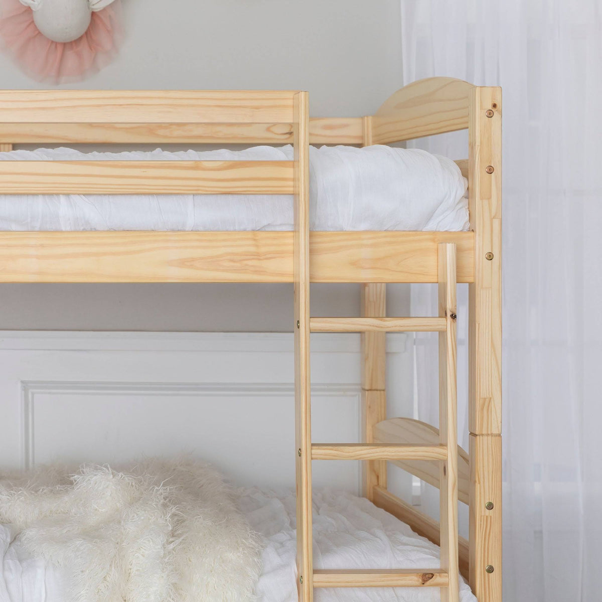 Twin Over Twin Solid Wood Bunk Bed K860311