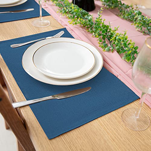 Red Set of 8 Polyester Placemats B30624