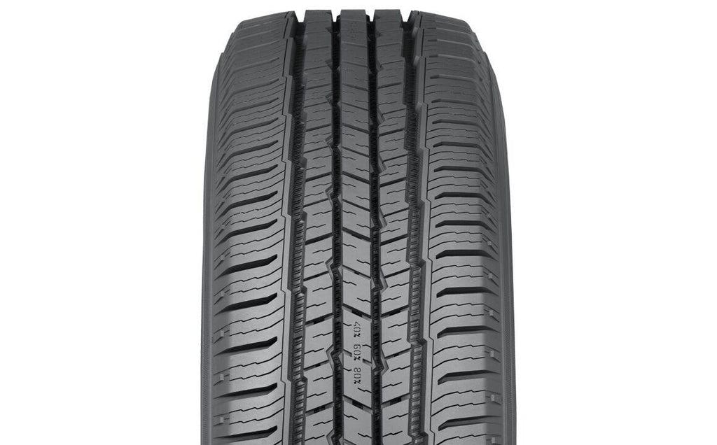 All-Season 235/70R16 106T Tire D300