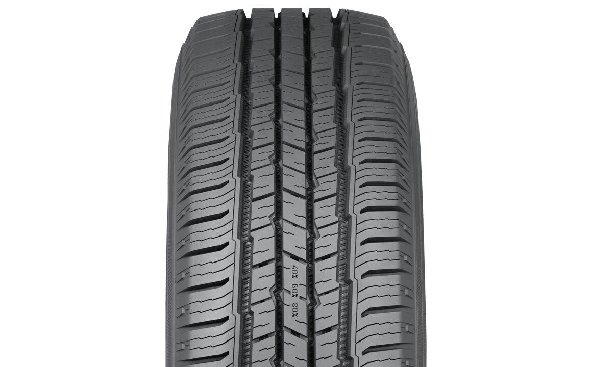 All-Season 235/70R16 106T Tire D300