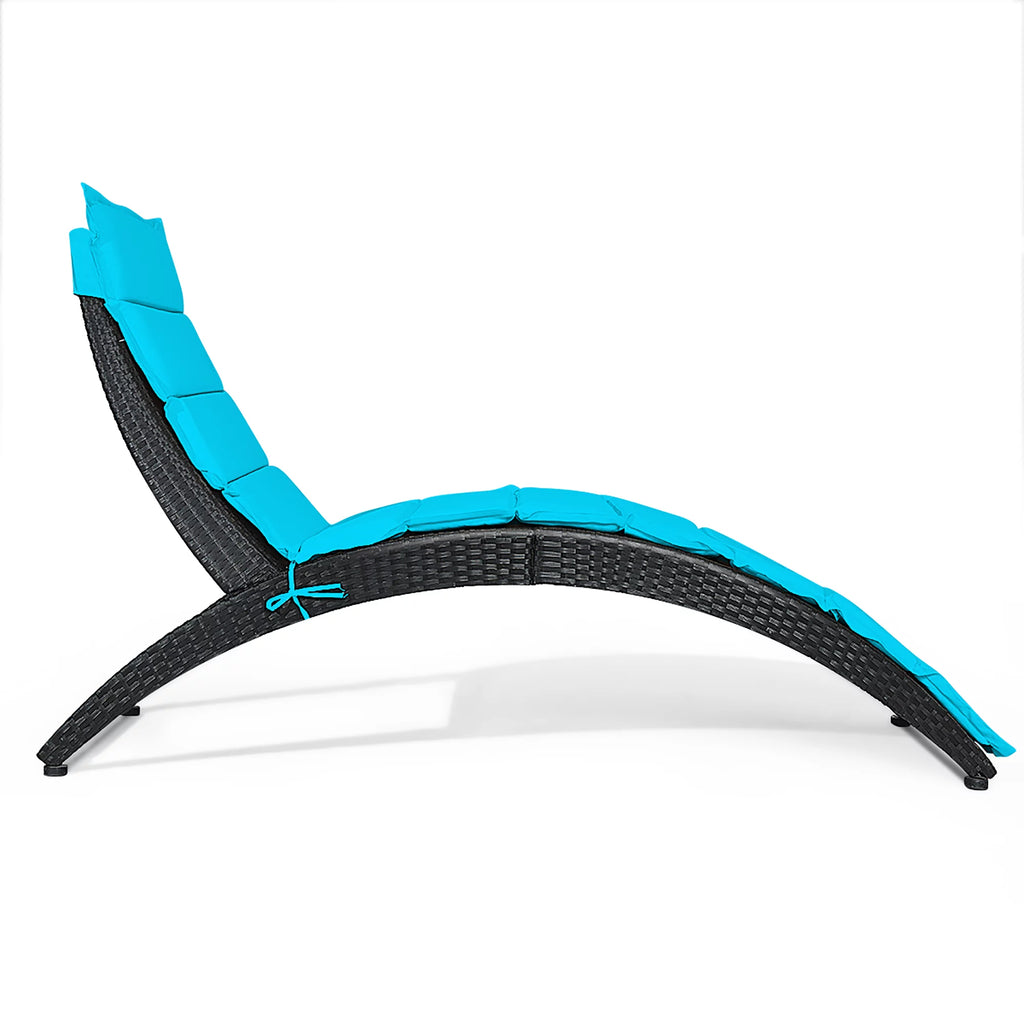 Folding Patio Rattan Lounge Chair Chaise Cushioned Red L8352