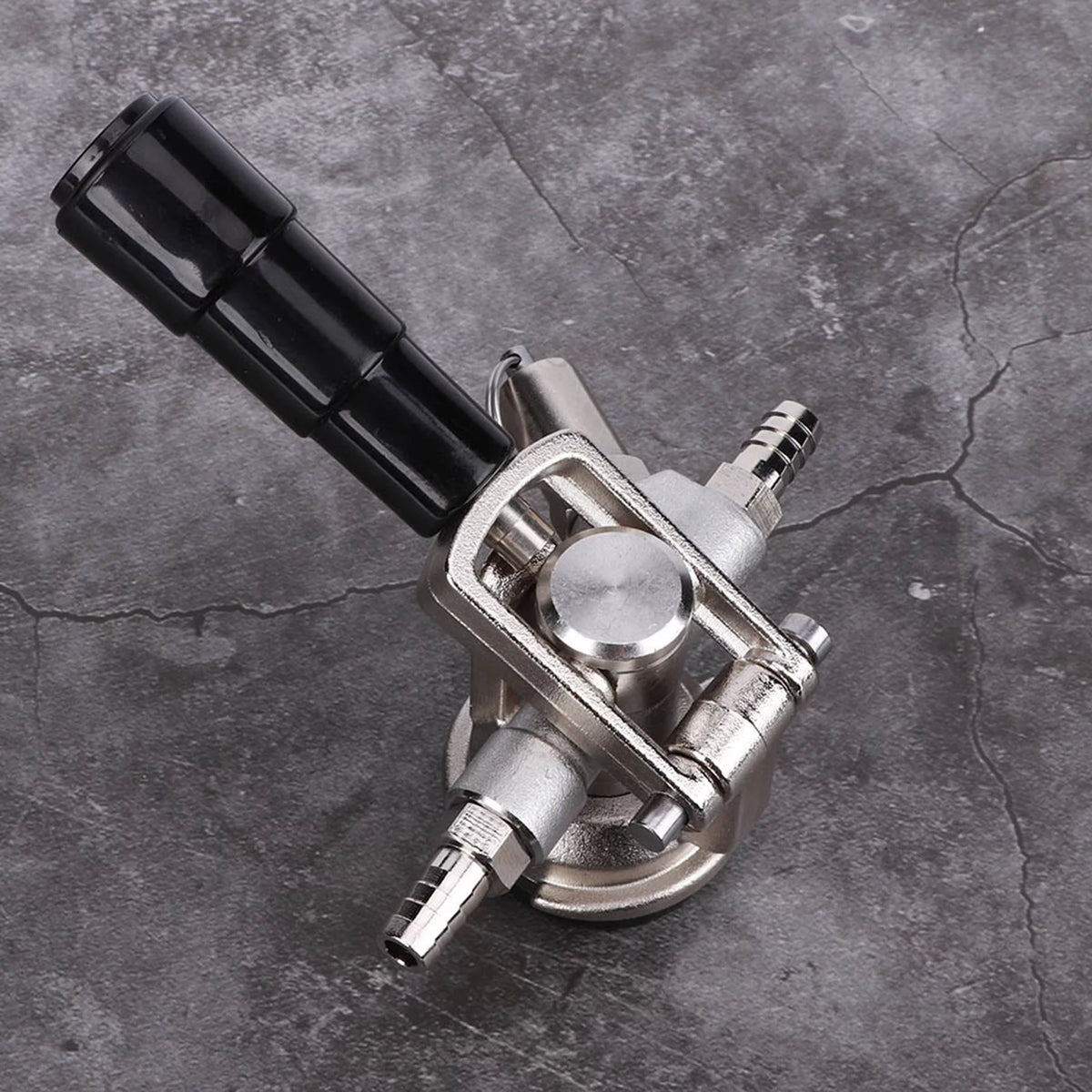 Stainless Steel D Type Keg Coupler M403876