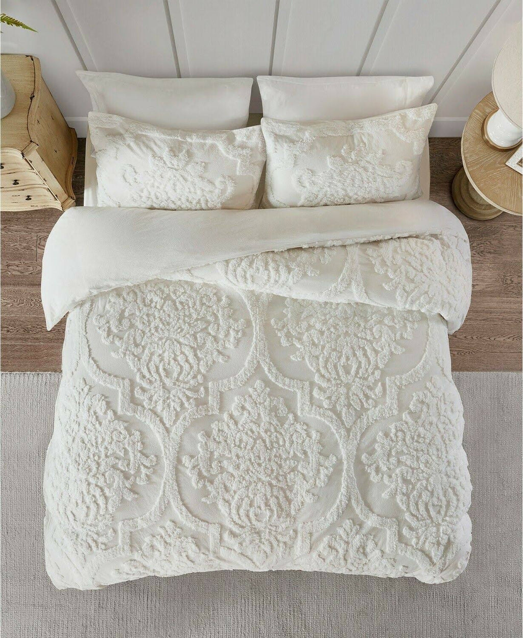3 Piece Tufted Cotton Chenille Damask Duvet Cover Set White King/Cal King L6379