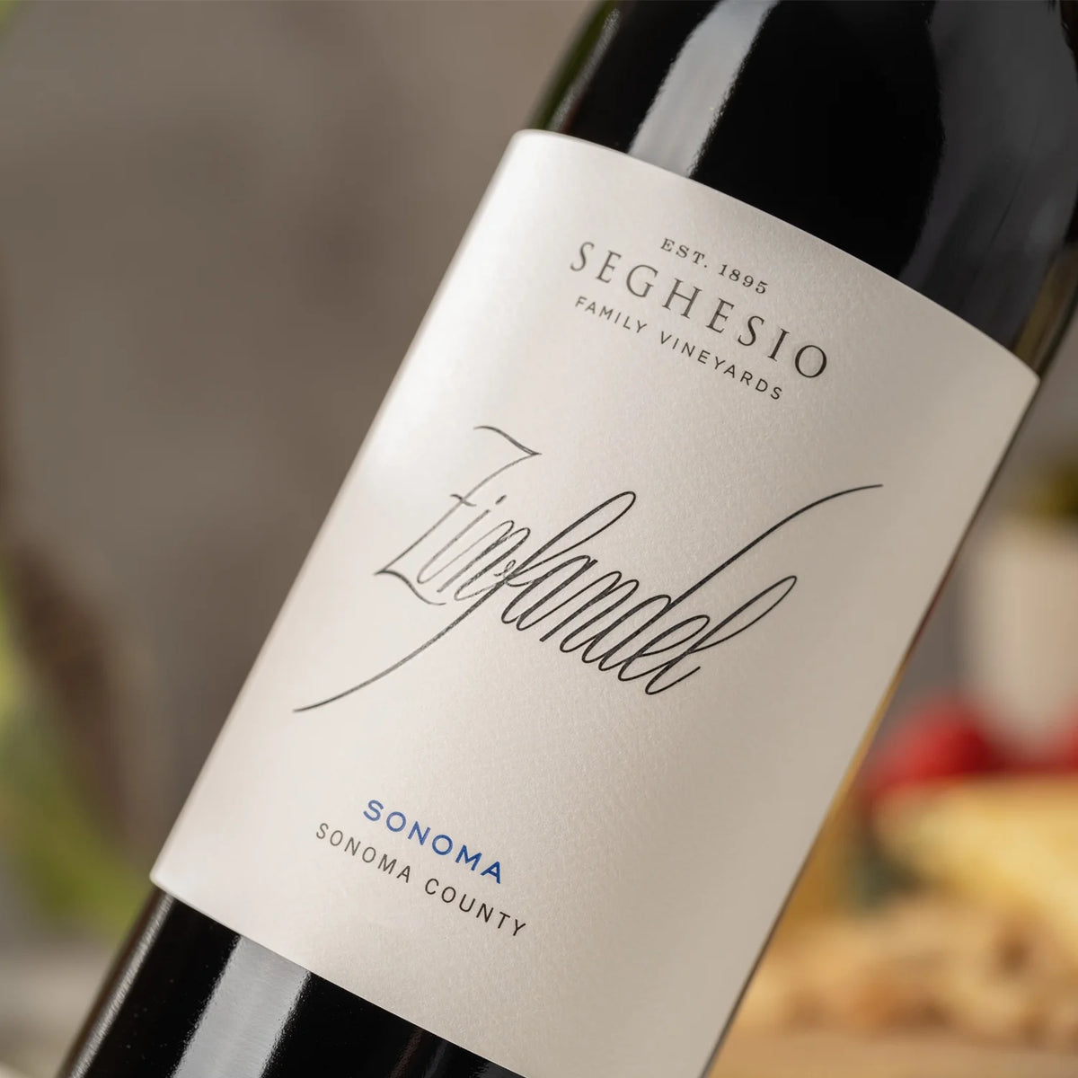 Zinfandel Red Wine, 750 ml Bottle, 15% ABV O4006
