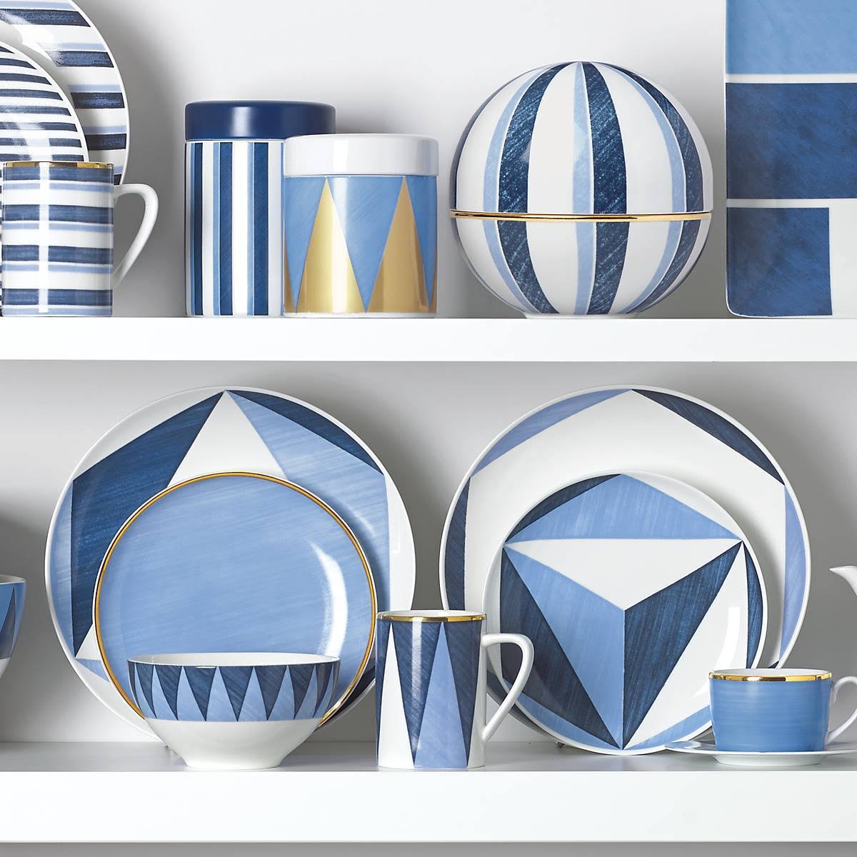 Blue 4 Piece Place Setting T467