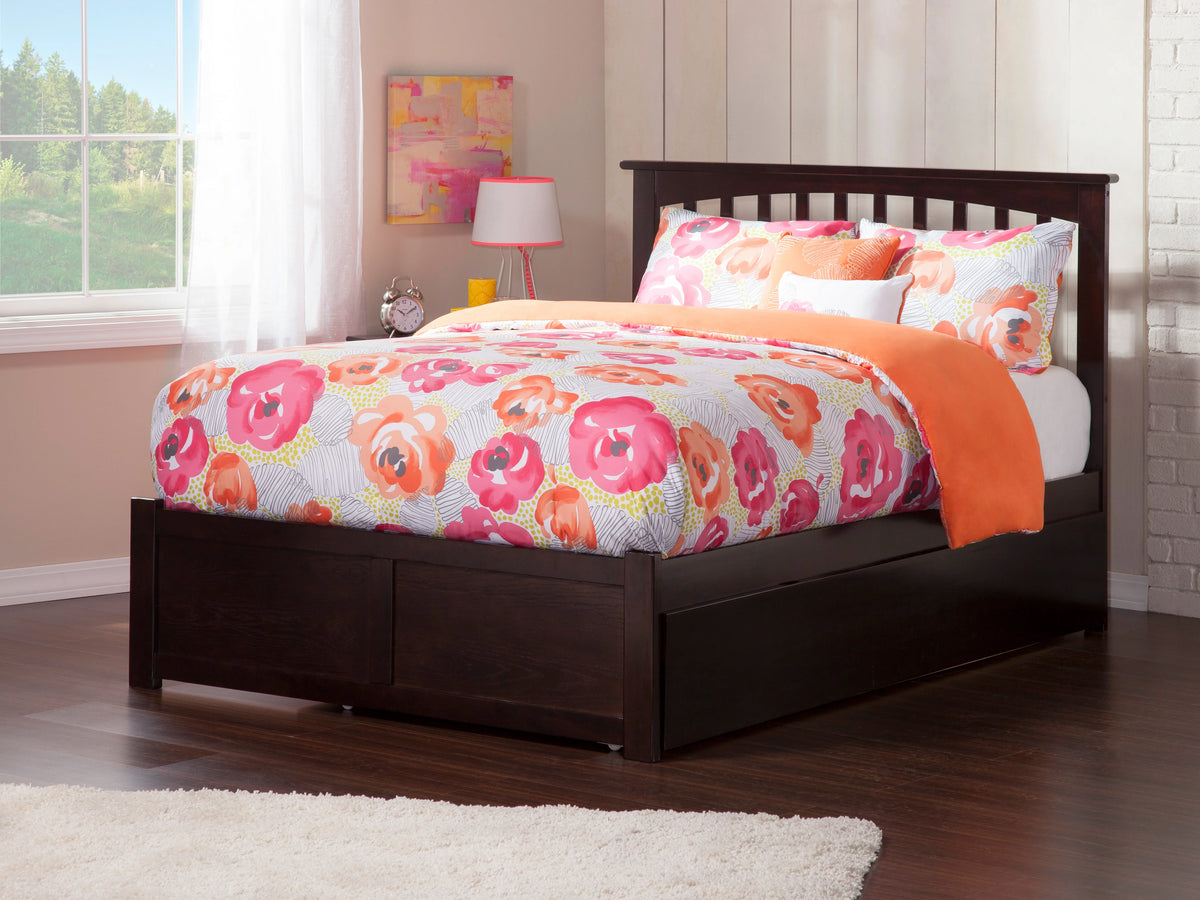 Full Platform Bed with Flat Panel Foot Board and Urban Trundle Bed in Espresso N19452