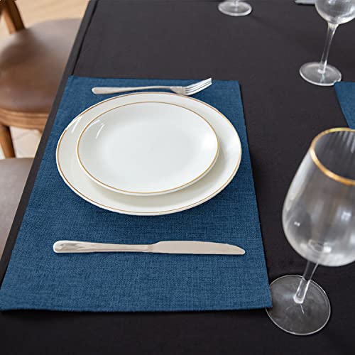 Red Set of 8 Polyester Placemats B30624