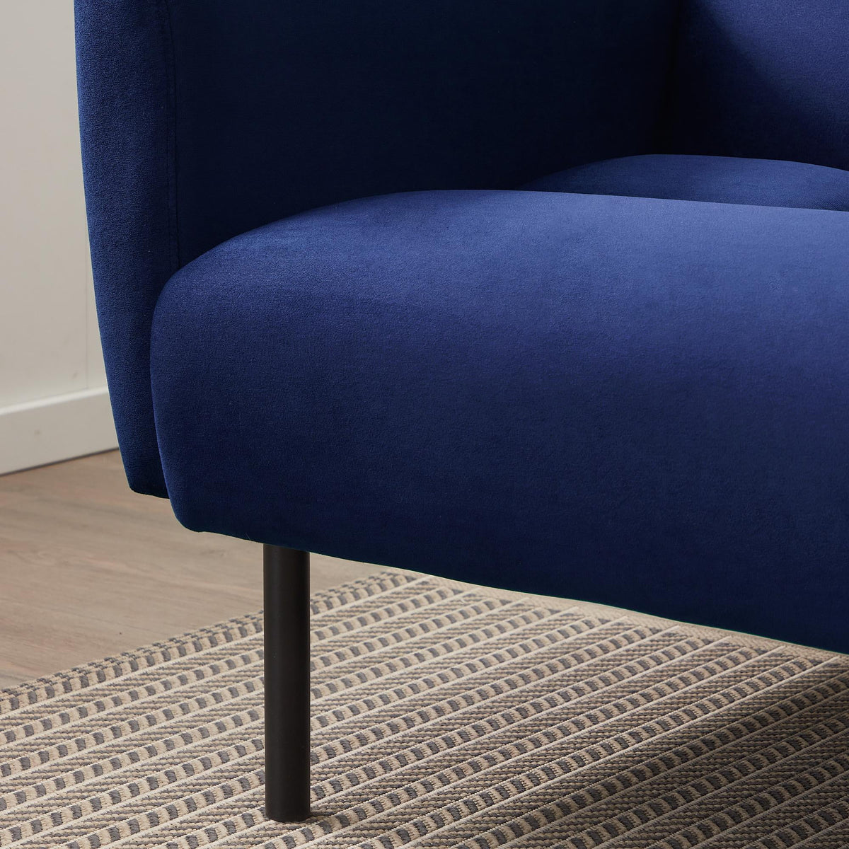 Navy Velvet Sofa Bed Y40661